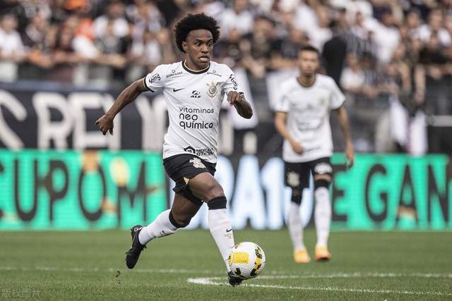 徐杰31分广东击败同曦 贺希宁24分深圳胜山东