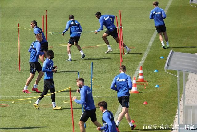 曼城欧冠出局再战英超领头羊 数据挺红军双杀