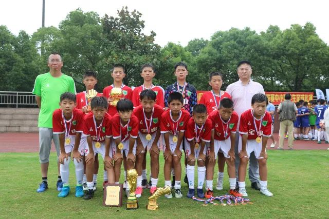 18岁小将1球1助帮罗马获胜 穆帅拥抱作为奖励